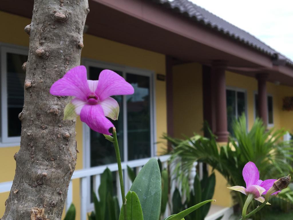 Hotel Baan Penny Phra Nakhon Si Ayutthaya Esterno foto