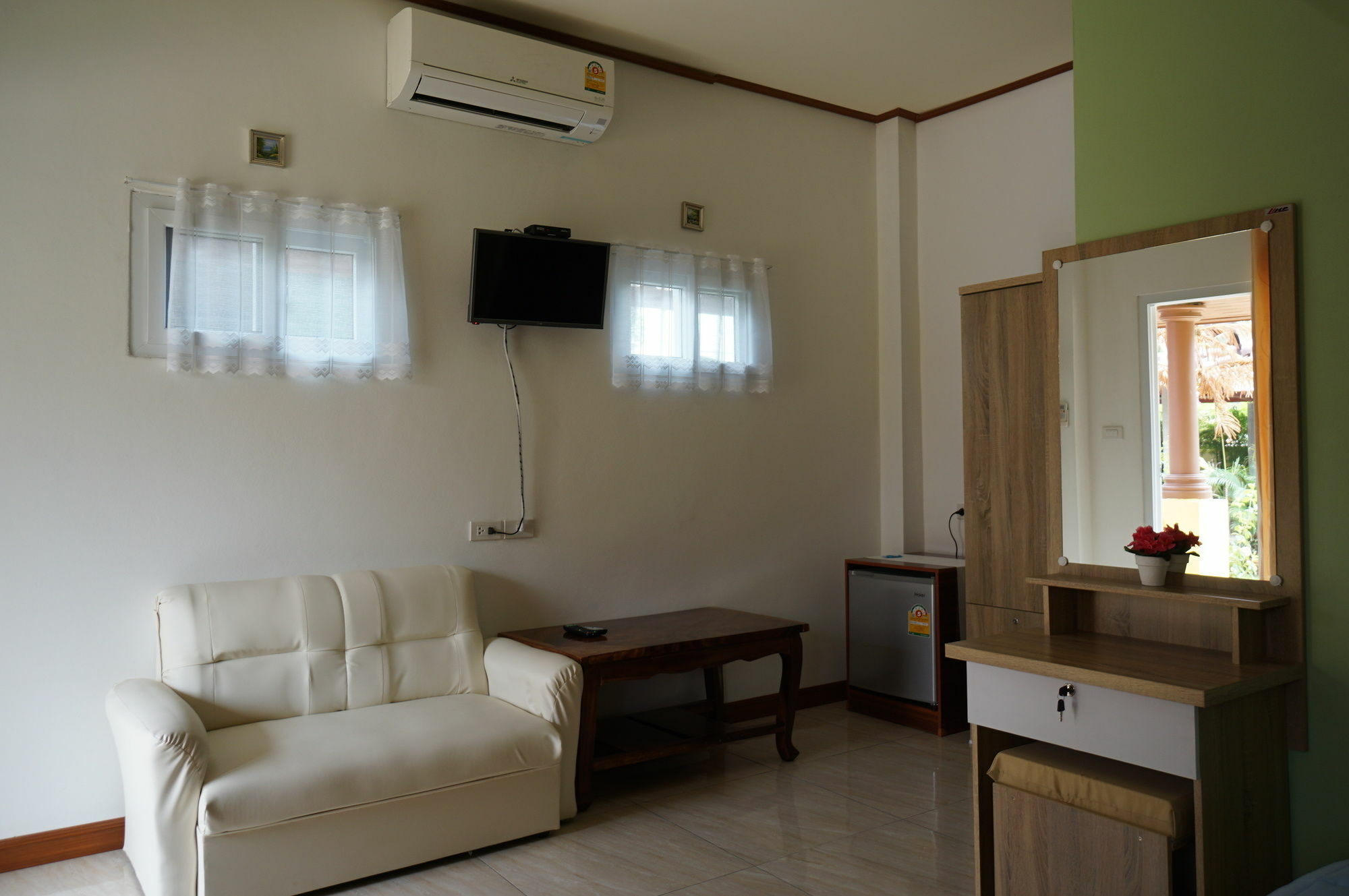 Hotel Baan Penny Phra Nakhon Si Ayutthaya Esterno foto